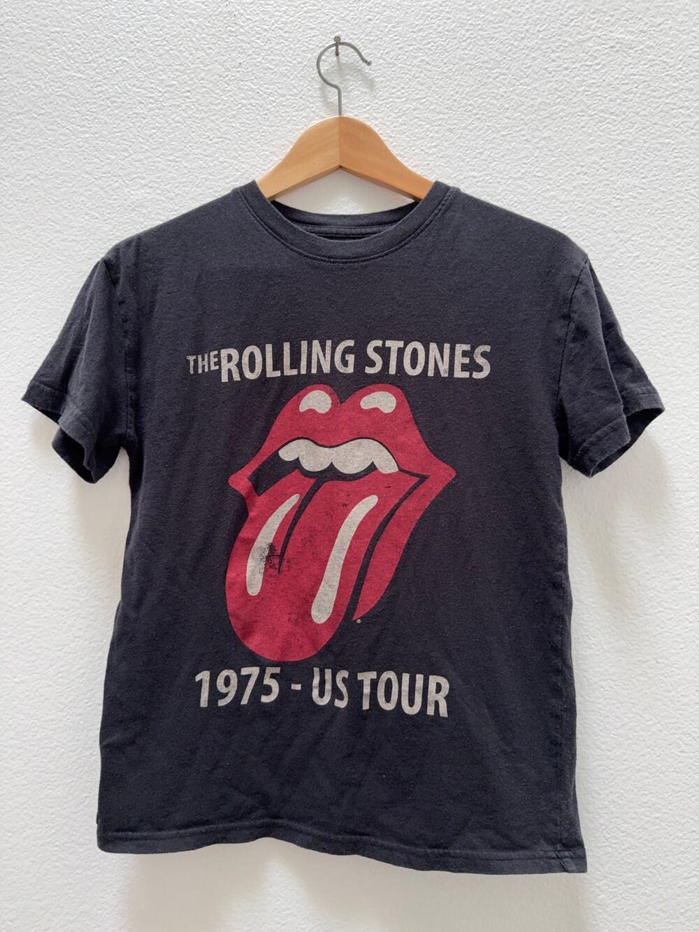 The Rolling Stones 1975 US Tour Graphic T-Shirt Size Small Black Classic Tongue